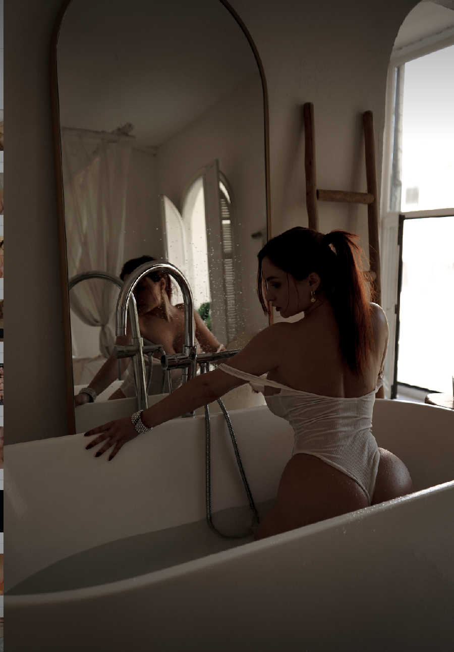 A playful frame from Miranda Faith nude — online in Kumasi