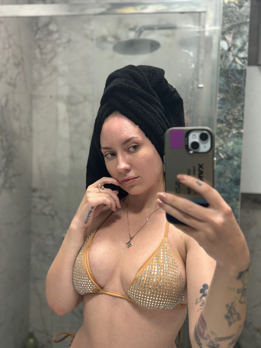 Nude girl KateV in Kumasi