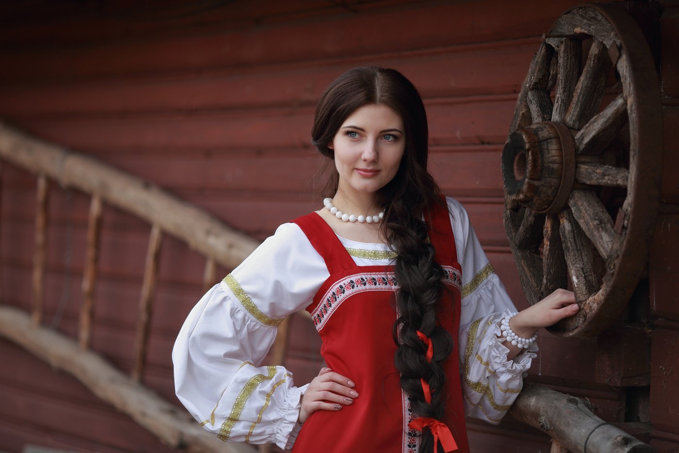 Girls in Slavic costumes in Kumasi