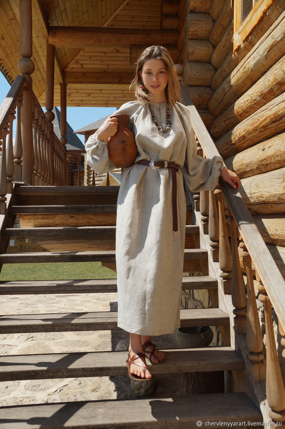 Girls in Slavic costumes in Kumasi